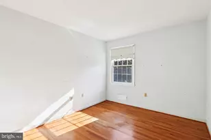 8510 Browning Ct, Annandale, VA 22003 - Photo 15