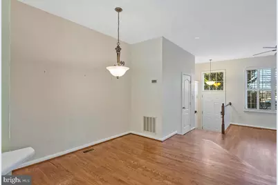 12025 Edgemere Circle, Reston, VA 20190 - Photo 7