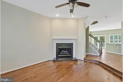 12025 Edgemere Circle, Reston, VA 20190 - Photo 5