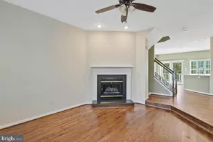 12025 Edgemere Cir, Reston, VA 20190 - Photo 5