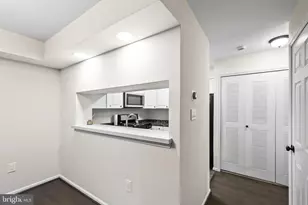 5915 Havener House Way, Centreville, VA 20120 - Photo 11