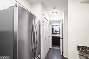 5915 Havener House Way, Centreville, VA 20120 - Photo 15