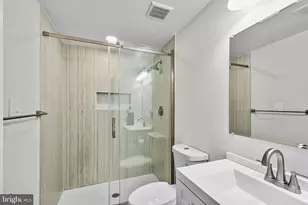 5915 Havener House Way, Centreville, VA 20120 - Photo 31