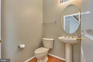 2859 Cherry Branch Ln, Herndon, VA 20171 - Photo 21