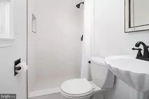 4301 Laurel Rd, Alexandria, VA 22309 - Photo 17