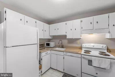 4139 Placid Lake Court #53F, Chantilly, VA 20151 - Photo 7