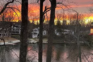 6114 Beachway Dr, Falls Church, VA 22041 - Photo 9