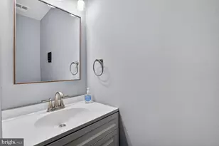 4071 Championship Ct, Annandale, VA 22003 - Photo 5