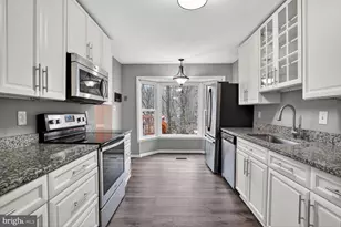 4071 Championship Ct, Annandale, VA 22003 - Photo 3