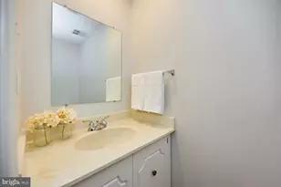 9007 O'Keith Ct, Springfield, VA 22152 - Photo 11