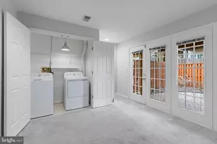 6602 Thurlton Dr, Alexandria, VA 22315 - Photo 37