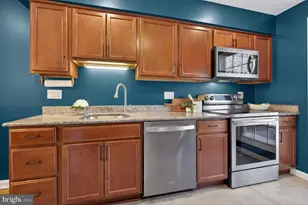 7207 Evanston Rd, Springfield, VA 22150 - Photo 11