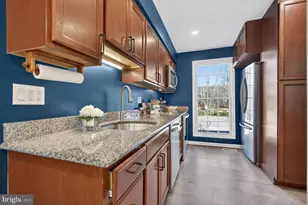 7207 Evanston Rd, Springfield, VA 22150 - Photo 13