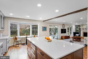 9501 Blythe Dale Ct, Vienna, VA 22182 - Photo 7