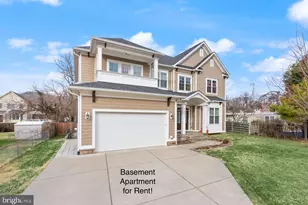 7202 Pine Dr, Annandale, VA 22003 - Photo 1