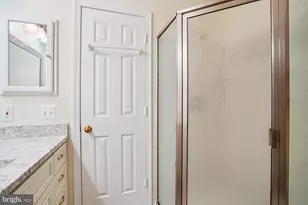 2217 Lovedale Ln, Reston, VA 20191 - Photo 19