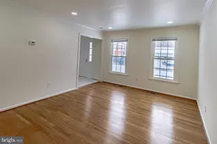 7885 Godolphin Dr, Springfield, VA 22153 - Photo 9