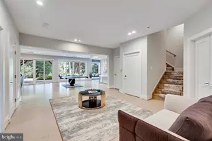 9604 Pembroke Pl, Vienna, VA 22182 - Photo 41