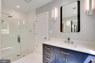 9604 Pembroke Pl, Vienna, VA 22182 - Photo 69