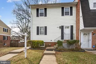 6015 Ticonderoga Ct, Burke, VA 22015 - Photo 3