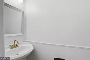 5734 Edgewater Oak Ct, Burke, VA 22015 - Photo 11