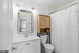 5734 Edgewater Oak Ct, Burke, VA 22015 - Photo 15