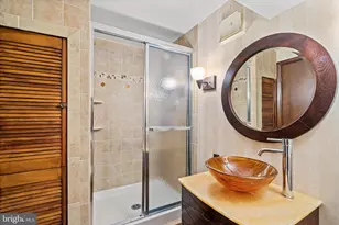 10518 Acacia Ln, Fairfax, VA 22032 - Photo 31