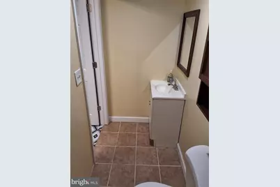 7416 Erska Woods Court, Springfield, VA 22153 - Photo 9