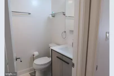 9530 Ashbourn Drive, Burke, VA 22015 - Photo 11