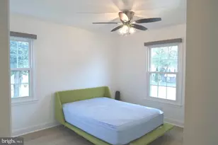 9530 Ashbourn Dr, Burke, VA 22015 - Photo 9