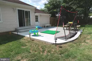 9530 Ashbourn Dr, Burke, VA 22015 - Photo 31