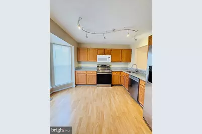 13918 Big Yankee Lane, Centreville, VA 20121 - Photo 5