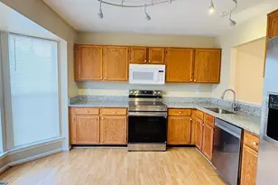 13918 Big Yankee Ln, Centreville, VA 20121 - Photo 5