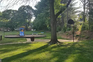 9626 Lindenbrook St, Fairfax, VA 22031 - Photo 9