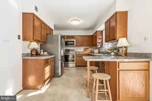 7433 Spring Tree Dr, Springfield, VA 22153 - Photo 19