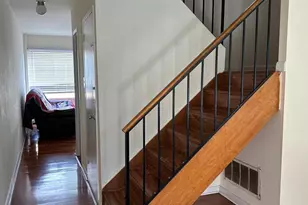 1218 Magnolia Ln, Herndon, VA 20170 - Photo 3