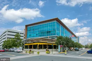 8001 Chanute Pl, Falls Church, VA 22042 - Photo 29