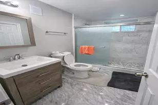 8100 Langbrook Rd, Springfield, VA 22152 - Photo 23