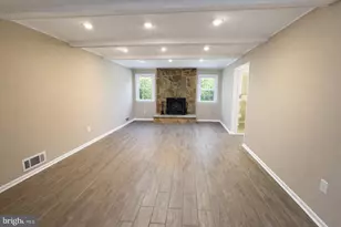 8100 Langbrook Rd, Springfield, VA 22152 - Photo 5