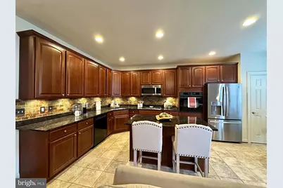 8378 Old Vicarage Street, Lorton, VA 22079 - Photo 9