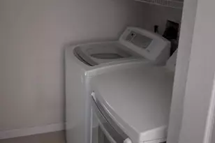 12140 Garden Grove Cir, Fairfax, VA 22030 - Photo 19