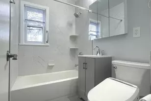 1938 Griffith Rd, Falls Church, VA 22043 - Photo 9