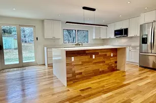 816 Utterback Store Rd, Great Falls, VA 22066 - Photo 7