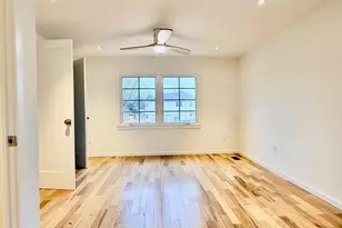 816 Utterback Store Rd, Great Falls, VA 22066 - Photo 11