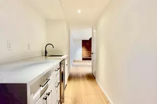 816 Utterback Store Rd, Great Falls, VA 22066 - Photo 15