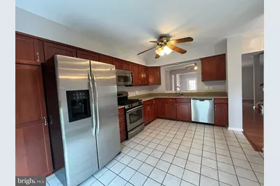 12002 Lisa Marie Court, Fairfax, VA 22033 - Photo 3