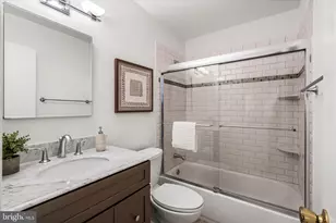 9637 Scotch Haven Dr, Vienna, VA 22181 - Photo 41