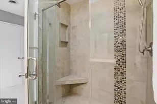 4205 Elizabeth Ln, Annandale, VA 22003 - Photo 25