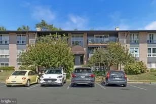 204 Park Terrace Ct SE, Vienna, VA 22180 - Photo 1