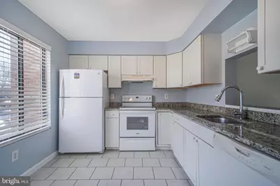 2104 Berger Place, Herndon, VA 20170 - Photo 3